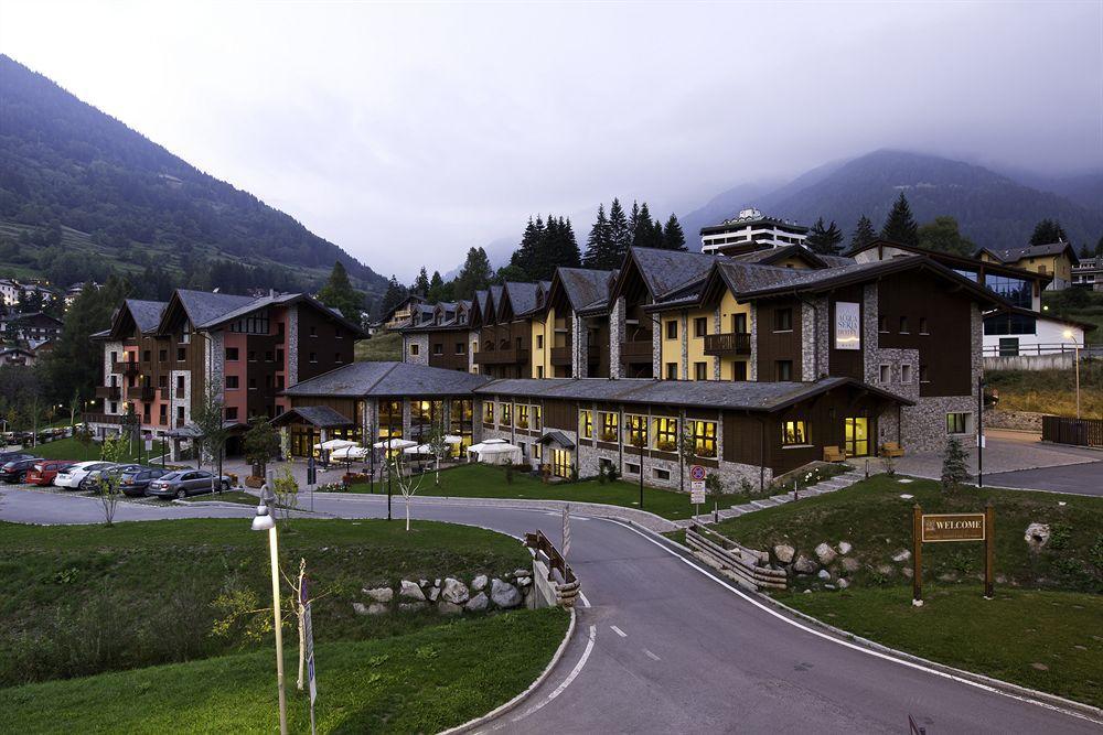 Blu Hotel Acquaseria ポンテ・ディ・レーニョ エクステリア 写真